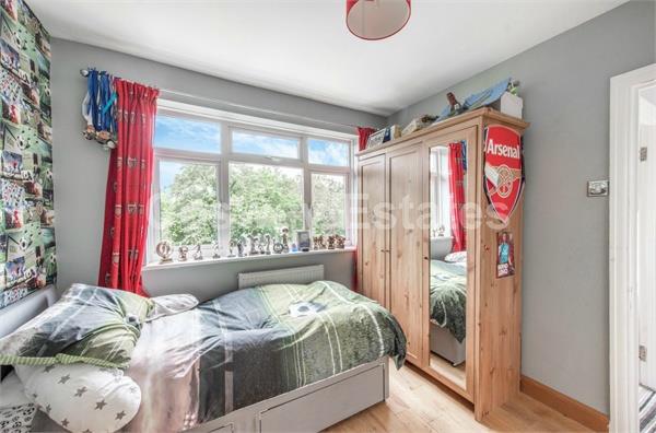 Grants Close, Mill Hill